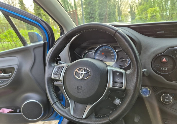 Toyota Yaris cena 45900 przebieg: 126750, rok produkcji 2015 z Wrocław małe 379